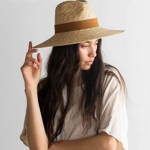 NWOT GIGI PIP Isla Straw Fedora Hat Women’s One Size